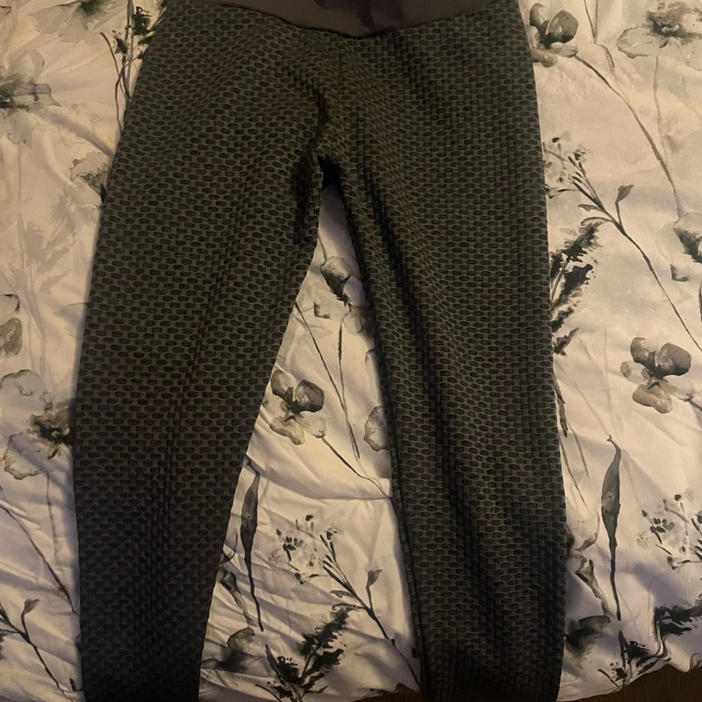 Lululemon Gray Patterned Leggings